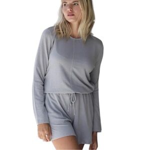 *NWT* BOUTIQUE Long Sleeve Drawstring Romper
